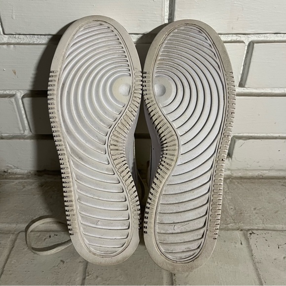 Nike Women's Court Vision Low Alta Platform Shoes - Picture 4 of 9